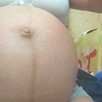 看看我的小锅肚，每天都感觉要撑破了！还要忍60天！好煎熬！照四维是女宝？看肚型是男宝？不管是啥！都...