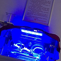 宝宝黄疸高，看着扎针心都疼……住院4天了希望明天可以出院回家