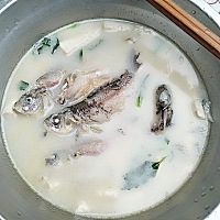 今天产检，医生说38周加2，双顶径9.4，股骨6.6，说宝宝发育挺好的，预产期就这就这几天了，但是胎盘和羊...