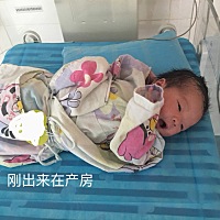 宝宝第四天啦  小帅哥一枚   37+6  医生说提前了一个星期而已