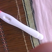 早上测得。一直白板。 刚拿起来看 又有条水印。这是自带的吗