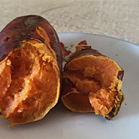 朋友们吃完红薯可不可以喝牛奶？