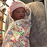 我的七夕礼物，小情人儿来了，上午产检羊水少被扣了，下午就刨了，五斤四两，孕期没忌口，宝宝很可爱哦😊