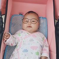 请问有没有哺乳期拉直头发的宝妈呀？可以去做头发吗？