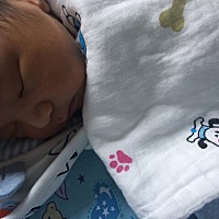 2018年8月29日23点46分，收获7.2斤小王子一枚。28日凌晨三点多开始不规则阵痛，早上六点半来医院住院，2...