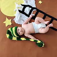 宝宝100天啦，自己拍的百日照