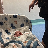 8月31日早上5:10男宝6斤9两顺产，赶在开学前出生了，我宝真给力，29号的时候跟宝宝聊天了叫他可以出来了...