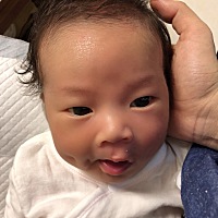 每次吃完奶都累的满头汗😄