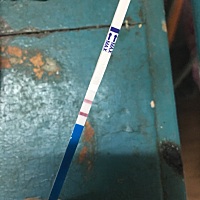 姐妹们帮我看看是不是怀孕了，有点不敢相信，8月2号来的月经，8月十多号同房，前天同房开始有血，以为没...