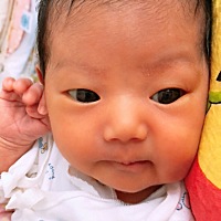 预产期提前3天 剖腹女宝 6斤 现在10天 经历过二剖的痛苦折磨 各种疼痛 终于平稳了 不经历风雨不见彩虹�...