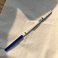 备孕两个月了，明天又是来姨妈的日子，一直测早孕试纸，从来没出现过这样一点点红线，大家有经验的能告...