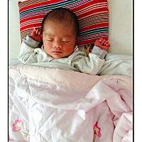 生孩子才知道痛的死去活来，宫缩阵痛真的受不了，不过听到孩子哭声看到孩子也值得了！真的女子本弱，为...