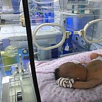 35+4早产，4.6斤，顺转剖，男宝，孕期彻底结束了，不该做的都做了！要相信宝宝的到来