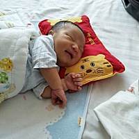 我家宝3天啦，你睡得好舒服，妈妈都疼死了