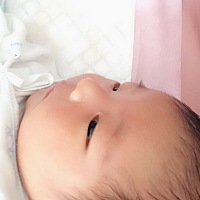 我们第11天了，肚脐还没掉，着急。