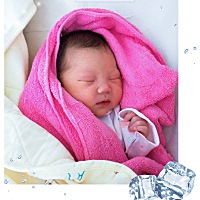 预产期超一周，9月7号出生了，7.1两女宝宝，孕期都说是男孩，b超是女孩准了，难产27个小时拼命生下的她...