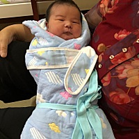 8.29晚20:10剖宫产 男宝 9斤8两 第五天就缩水到9斤了！😂