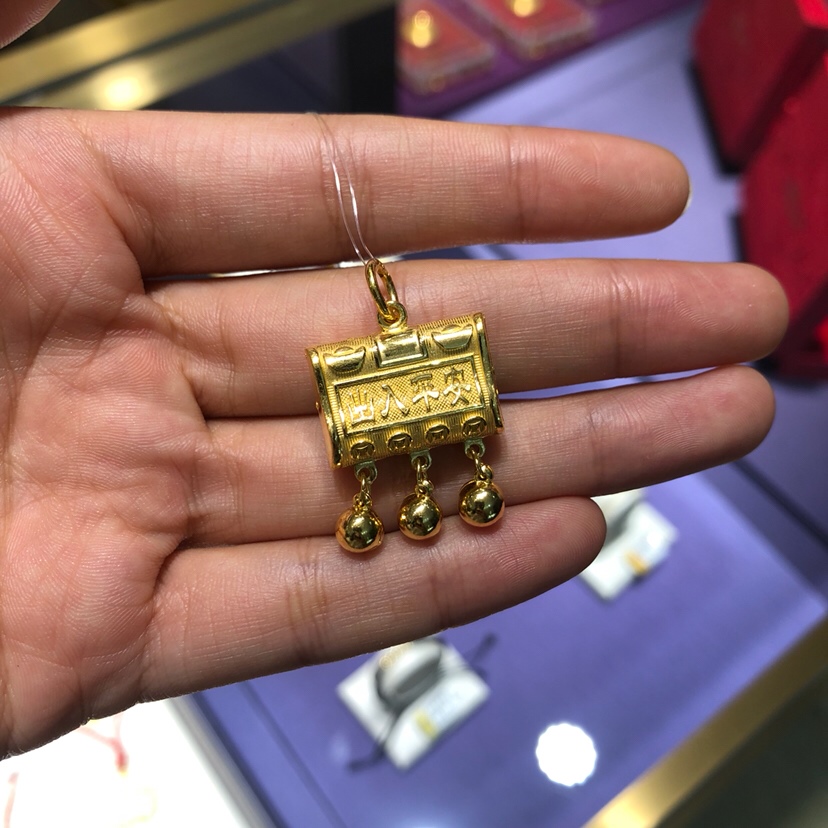 我出的周大福宝宝金锁😄