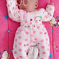 有没有宝妈像我一样悲催的，月子里一个人带小孩，婆婆公公不照顾，老公上班的 回来也不帮忙带的 一天合...