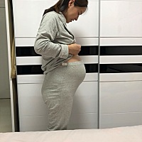 宝妈们 看我这肚形男孩女孩😄