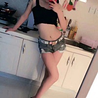 怀孕前后 98年准妈妈 20周零三天 胖了14斤 是不是胖太多了？心情特别不好  每天都在长称