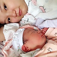 开心和痛苦中！9.10号剖腹产女宝7斤4两