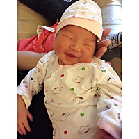 今日最佳😊，才3天大的顺产女宝宝，老爱笑，这情商不得了！