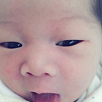 预产期9月15日，9月9日晚上开始宫缩阵痛，到10号凌晨三点感觉已经痛到怀疑人生才开到三指，凌晨六点终于...