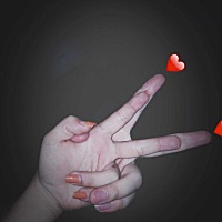 还有谁像我这样一个大男人天天在这里转，为了老婆一切都值得。