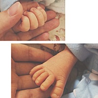 有坐月子肩膀和胳膊根交汇处骨头缝里有阵阵酸胀痛的感觉 说疼就疼说好就好？ 有一样的宝妈吗？ 这是什么...