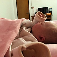 38周就生了，老公情人，老公对他爱不释手😌