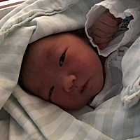 9.13晚八点开始无痛规律宫缩，我以为是假性宫缩，但是很频繁，平均每8分钟一次，一直到11点，因为第一胎...