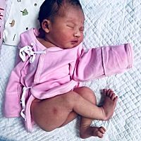 9月10日下午4:05小公主提早两个星期来到，孕期前期一直吐，差不多到6个月，不爱吃肉，也不爱吃酸辣，胎...