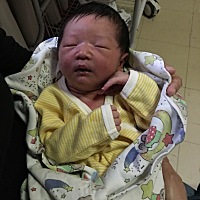 报个平安。小宝14号出生，超快顺产3小时，有侧切，但是看到宝宝的一瞬间都值得了。虽然第二天还是很痛，...