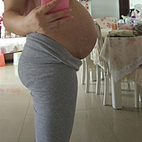 还有几天八个月，肚子大不大？能看出性别吗？