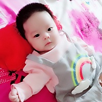 还有一个星期宝贝就满三个月了，帅照由一拨😄😄