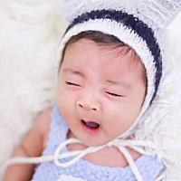 宝宝满月了！萌萌哒😜