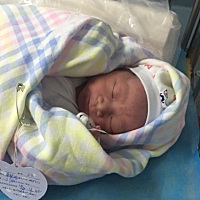 2018年9月16日，下午3点42分顺产男宝一枚2850克，母子平安，过程那酸爽，太怕了！15号凌晨4点被宫缩疼醒...