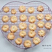 最近真是运气好，遇到失联很久的同学，淘了不少好东东，不过人家已经有了自己品牌鞋代加工点厂，我还是...