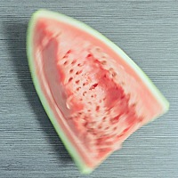 沐浴在初秋里， 你有没有一种口渴？ 多少杯水都无济于事……