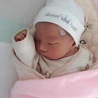 9月17的预产期，9月18早上8点十五分出生。接顺产健康男宝一枚。我会是一个慈祥的妈妈，哈哈