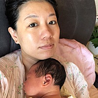 祝大家中秋快乐！选择在会所坐月子的坏处就是，如今我只想我闺女！老公已被我抛之脑后😂