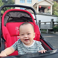 希望宝宝在阿姨家一切都好  离开我身边20天了 得空就去看看宝宝 总感觉宝宝没有那么亲我了 孩子 希望你...