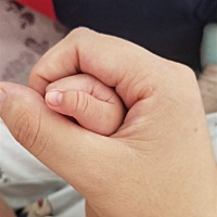 宝贝，你永远是妈妈手掌心