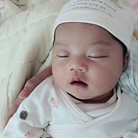 宝宝满月了，终于熬过了月子