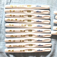 今天排卵期第九天.....排卵试纸颜色又加深 是不是有希望了😂