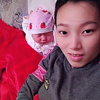 这段时间因为你，姐姐被忽略了，妈妈伤口好点了，一定会慢慢带你们两姐妹，嘿嘿