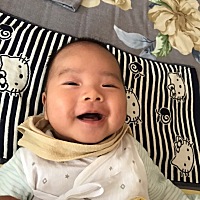 想问下已经生了宝宝的妈妈，你们给宝宝擦什么护肤品啊？