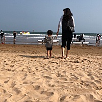 刚排完卵就感冒发烧，恶心反胃，头疼脖子疼，难受的紧，体质弱的无语啊，辗转反侧坐卧难安