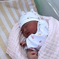 接了那么多女宝宝，终于如愿凑了个好字，10月9剖宫手术女宝一枚7.7斤，谢谢🙏